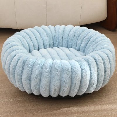 coussin chien rond bleu ciel clair