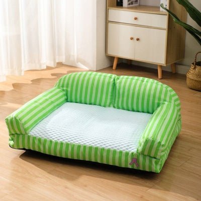 Canapé lit pour chien vert