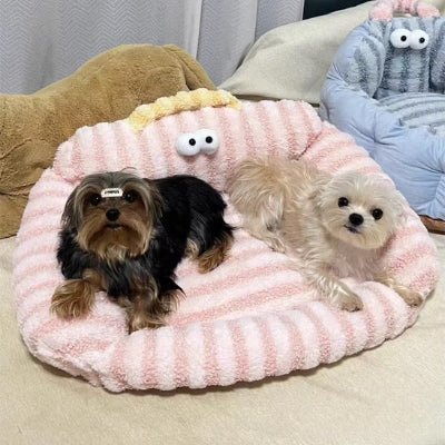 joli fauteuil pour chien rose