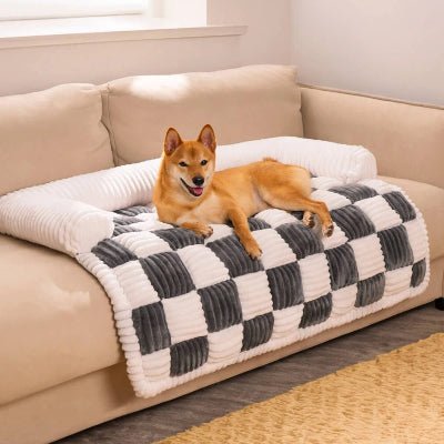 Protection canapé chien carreauté