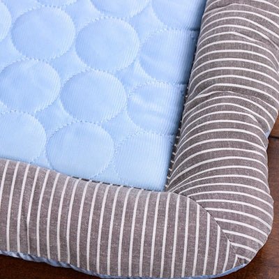 tapis pour chien rafraichissant cozyfresh rebord sureleve